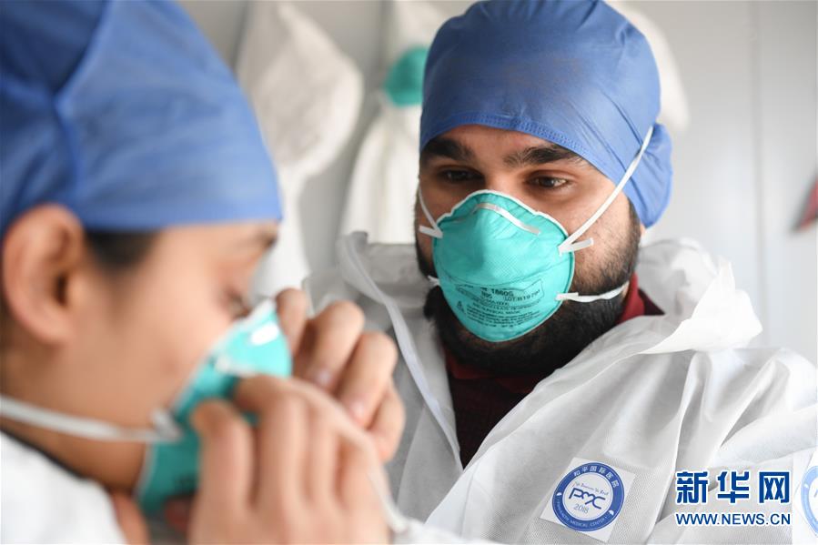 (新華全媒頭條·圖文互動)(16)聽,人類命運(yùn)共同體的大合唱——中國同國際社會攜手抗擊新冠肺炎疫情述評