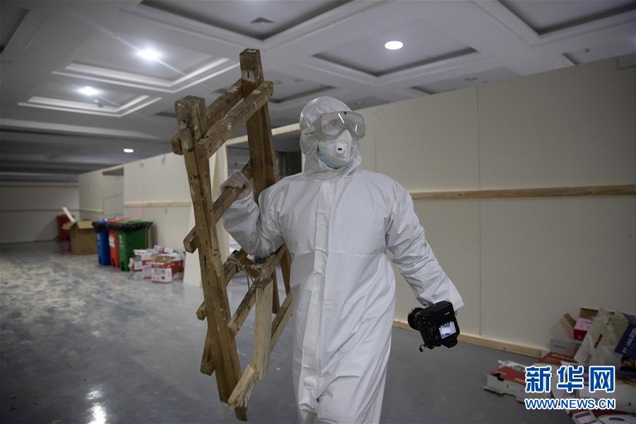 （一線抗疫群英譜&middot;特稿&middot;圖文互動）（5）不畏艱險，深入一線&mdash;&mdash;&ldquo;武漢保衛戰&rdquo;一線新聞工作者素描