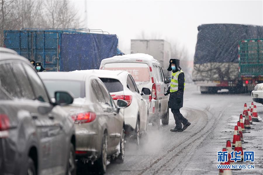 (新華全媒頭條·圖文互動)(1)暢通復(fù)工復(fù)產(chǎn)“生命線”——全國恢復(fù)正常交通運輸秩序