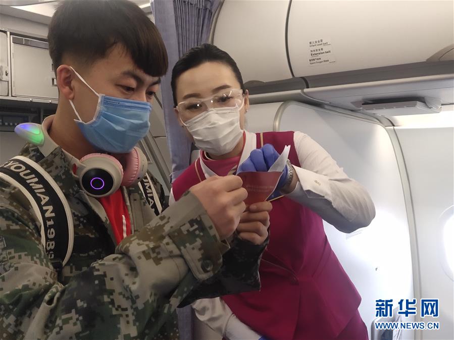 (新華全媒頭條·圖文互動)(4)暢通復(fù)工復(fù)產(chǎn)“生命線”——全國恢復(fù)正常交通運輸秩序