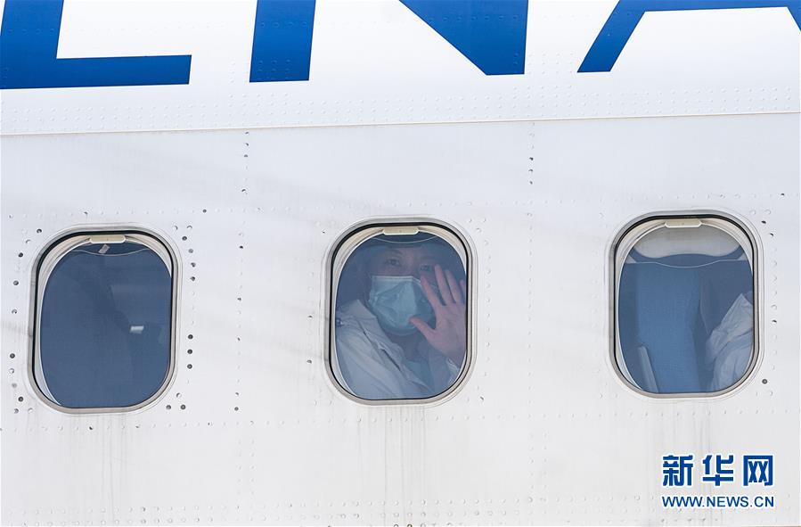 （新華全媒頭條&middot;圖文互動）（7）最美逆行者，武漢永遠(yuǎn)記得你！&mdash;&mdash;首批援鄂醫(yī)療隊返程紀(jì)實