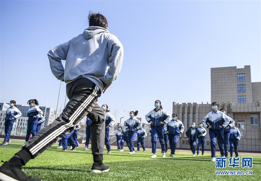 (圖文互動)(11)“早”安同學,“早”安老師!——新疆初高中畢業班復課一周回訪見聞