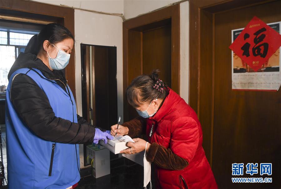 （習近平致敬的戰&ldquo;疫&rdquo;英雄&middot;社區工作者篇&middot;圖文互動）（2）他們，堅守一線戰風雨