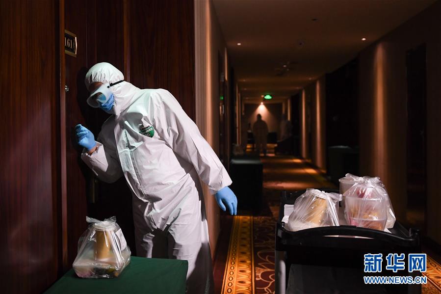 （聚焦疫情防控&middot;圖文互動）（9）&ldquo;感謝你們，讓我感到很踏實！&rdquo;&mdash;&mdash;北京入境人員轉運及隔離點見聞