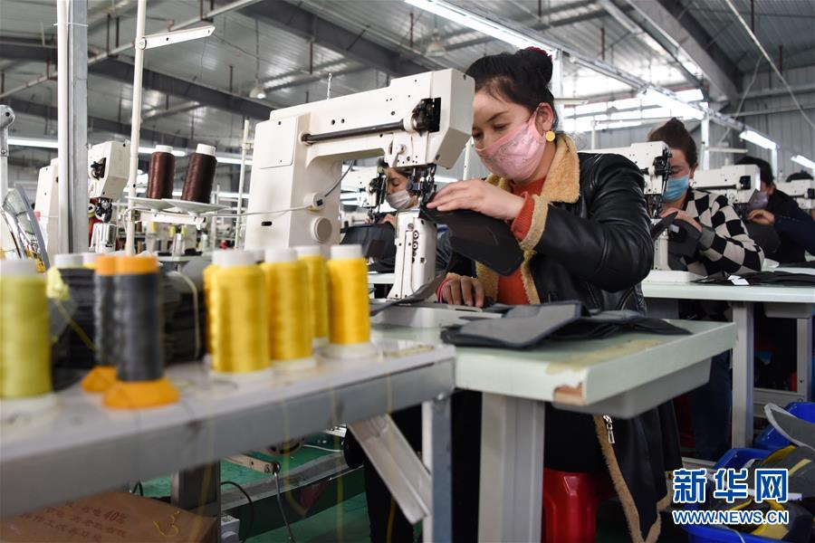 (決戰(zhàn)決勝脫貧攻堅(jiān)·圖文互動(dòng))(4)決戰(zhàn)昆侖——新疆聚焦10個(gè)未摘帽縣展開深度貧困攻堅(jiān)戰(zhàn)