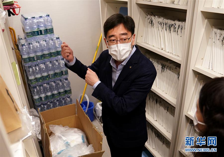 （香港故事&middot;圖文互動(dòng)）（3）從&ldquo;非典&rdquo;到新冠，一位香港醫(yī)生親歷的兩次抗疫