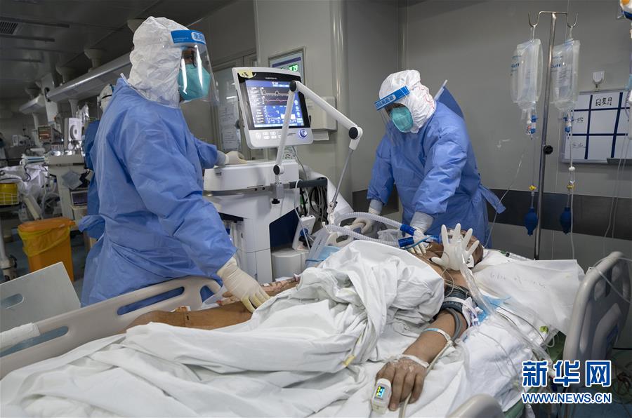 (新華全媒頭條·圖文互動)(8)生命至上,人民至上——武漢戰“疫”重癥患者救治工作紀實