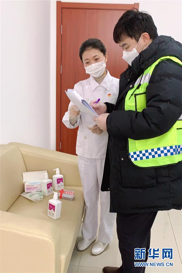 (一線抗疫群英譜·圖文互動)(1)哺乳期媽媽“千里逆行”戰“疫”