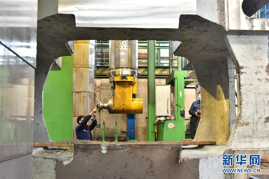 （聚焦復工復產&middot;圖文互動）（3）&ldquo;大國重器&rdquo;生產如火如荼&mdash;&mdash;裝備制造業基地齊齊哈爾加快復工復產見聞