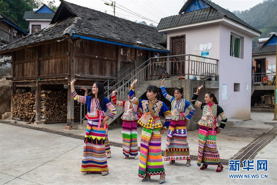 （決戰決勝脫貧攻堅&middot;圖文互動）（3）&ldquo;孩子再也不用學打獵了&rdquo;&mdash;&mdash;拉祜族女獵手告別狩獵