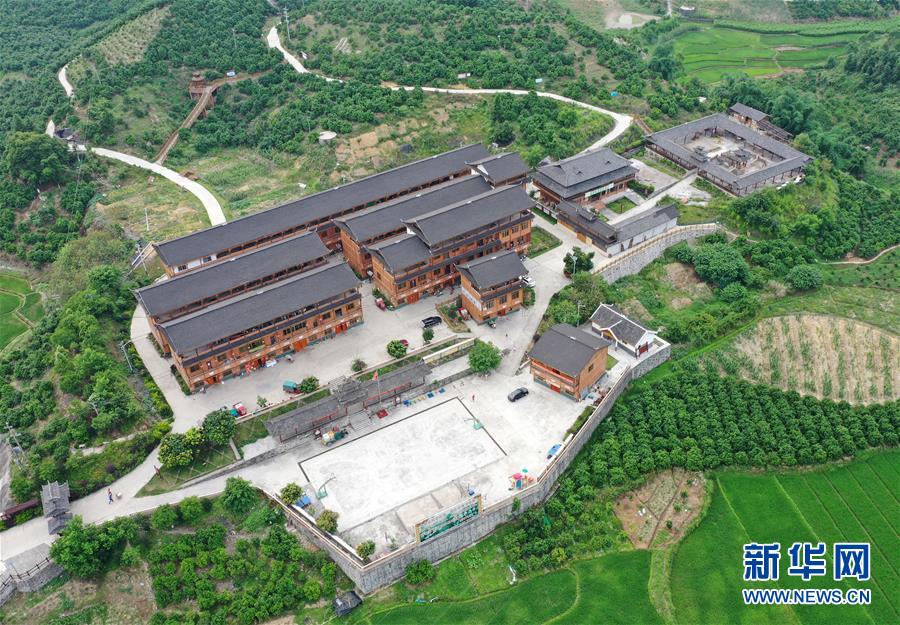 (新華全媒頭條·圖文互動)(4)幸福是這樣煉成的——毛南族的脫貧故事