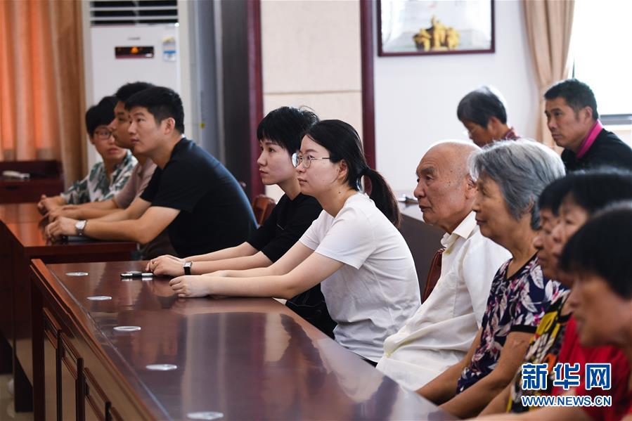 (新時(shí)代文明實(shí)踐·圖文互動(dòng))(8)文明春風(fēng)入萬(wàn)家——新時(shí)代文明實(shí)踐中心助推黨的創(chuàng)新理論在基層落地生根