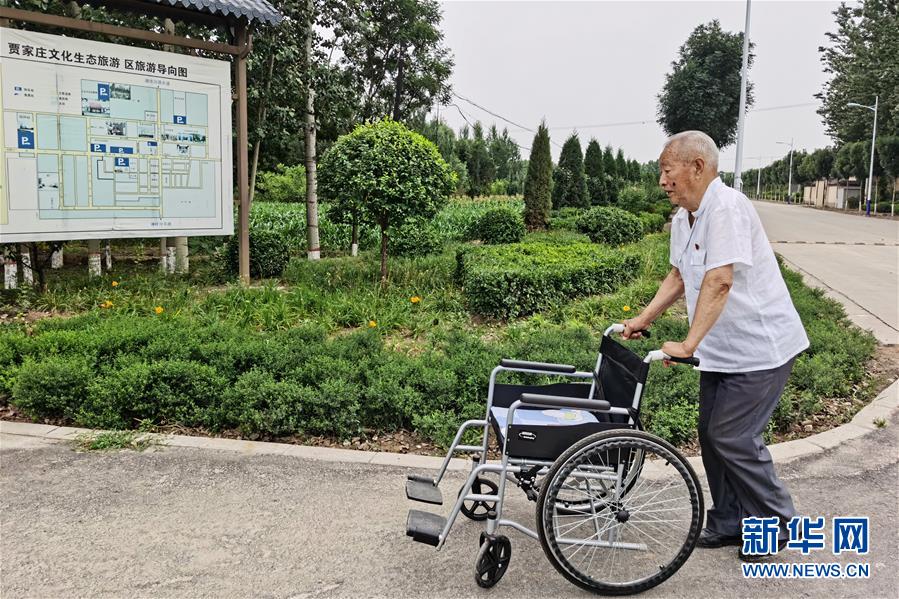 (新華全媒頭條·走向我們的小康生活·圖文互動)(3)我們村里的年輕人——賈家莊追求美好生活的“動力源泉”