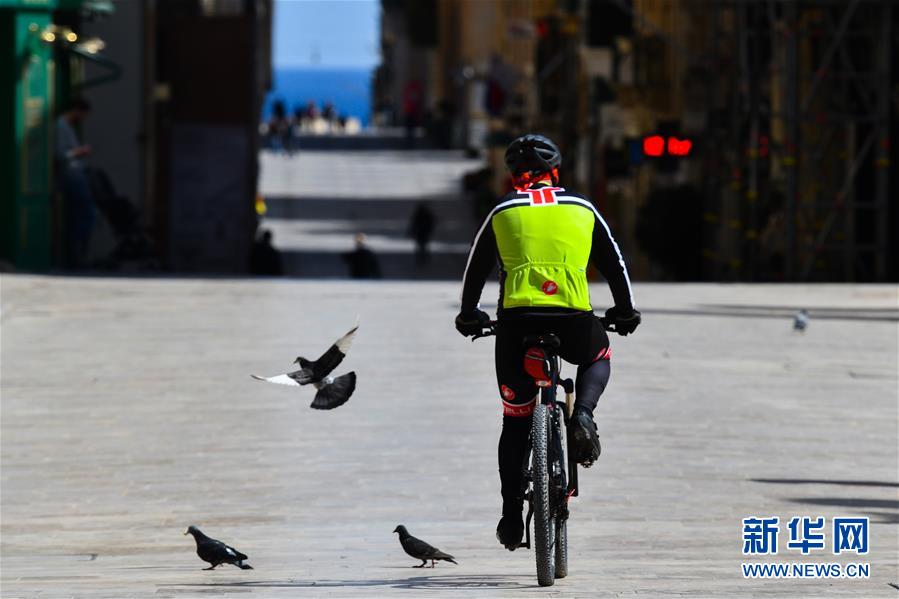 （國際&middot;圖文互動）（18）特稿：穿越寒暑 無問西東&mdash;&mdash;寫在新冠疫情構成&ldquo;國際關注的突發公共衛生事件&rdquo;半年之際