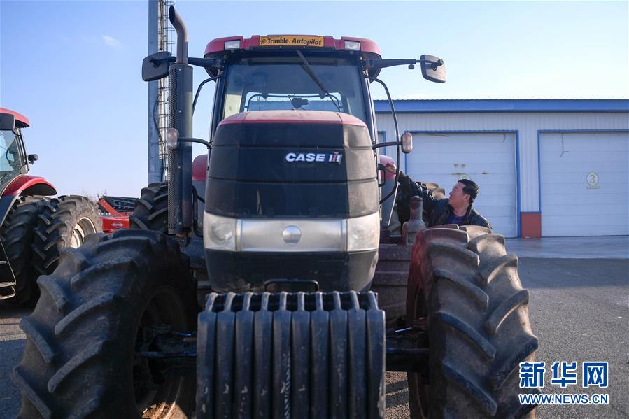 (在習近平新時代中國特色社會主義思想指引下——新時代新作為新篇章·習近平總書記關(guān)切事·圖文互動)(4)為黑土加“油”——“耕地中的大熊貓”,我們這樣保護