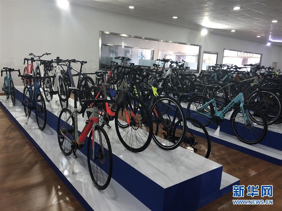 （在習(xí)近平新時代中國特色社會主義思想指引下&mdash;&mdash;新時代新作為新篇章&middot;習(xí)近平總書記關(guān)切事&middot;圖文互動）（11）激發(fā)每個經(jīng)濟&ldquo;細(xì)胞&rdquo;的活力&mdash;&mdash;千方百計把市場主體保護(hù)好