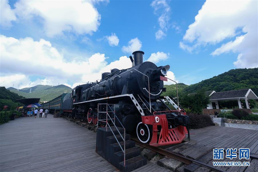 （新華全媒頭條&middot;圖文互動(dòng)）（11）生態(tài)文明之光照耀美麗中國&mdash;&mdash;寫在綠水青山就是金山銀山理念提出15周年之際