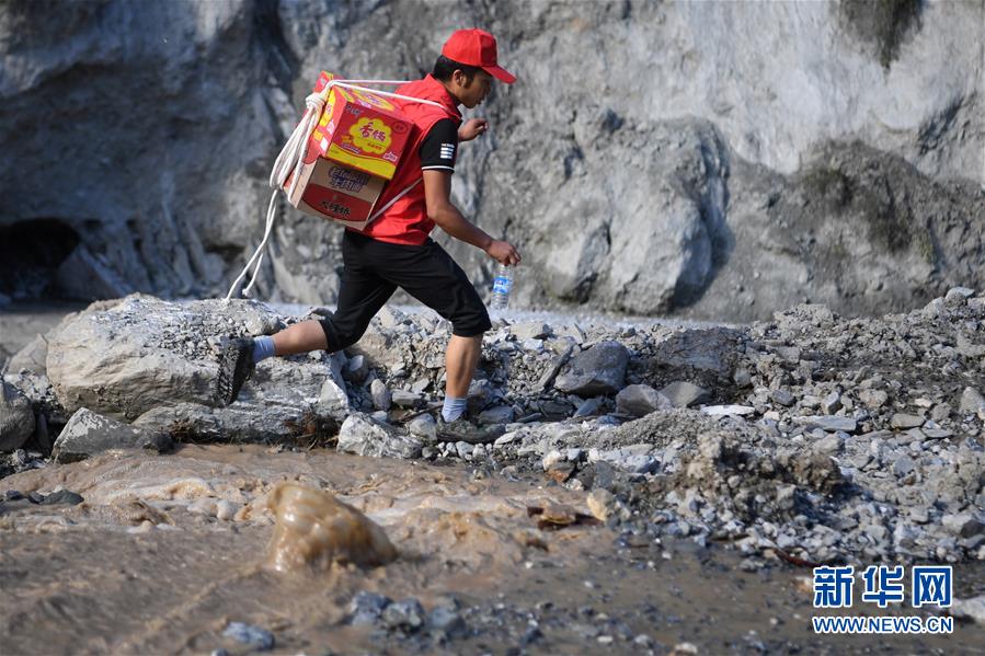 （防汛抗洪&middot;圖文互動）（5）七夕前夜，為莫諾村架起&ldquo;生命之橋&rdquo;