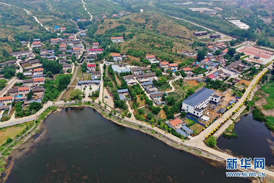 (走向我們的小康生活·圖文互動)(1)小山村辦起“騎行俱樂部”——鄉村變富變美帶來的新鮮事