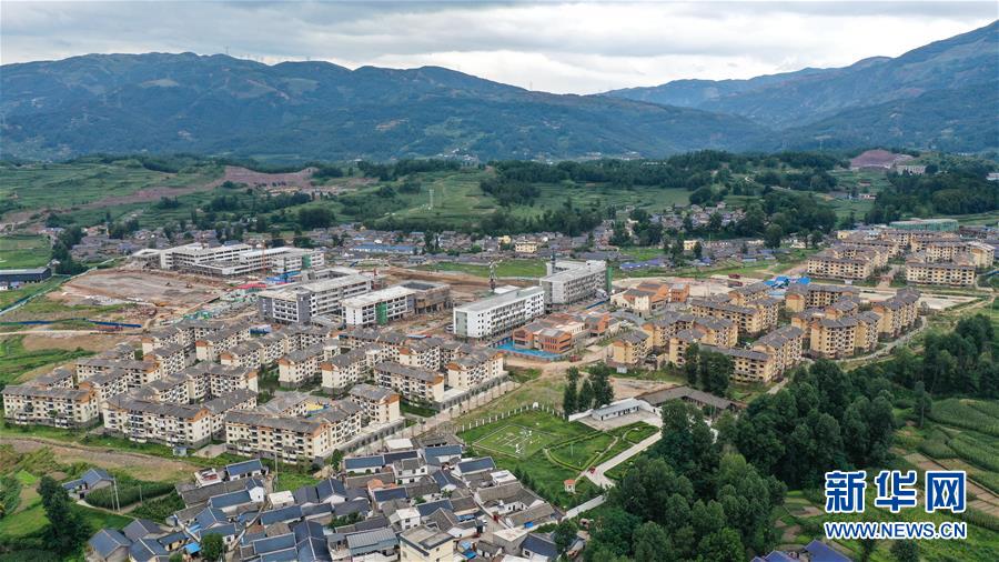 （新華全媒頭條&middot;決戰決勝脫貧攻堅&middot;督戰未摘帽貧困縣&middot;圖文互動）（7）苦蕎花開大涼山&mdash;&mdash;四川7個未摘帽縣脫貧攻堅一線觀察