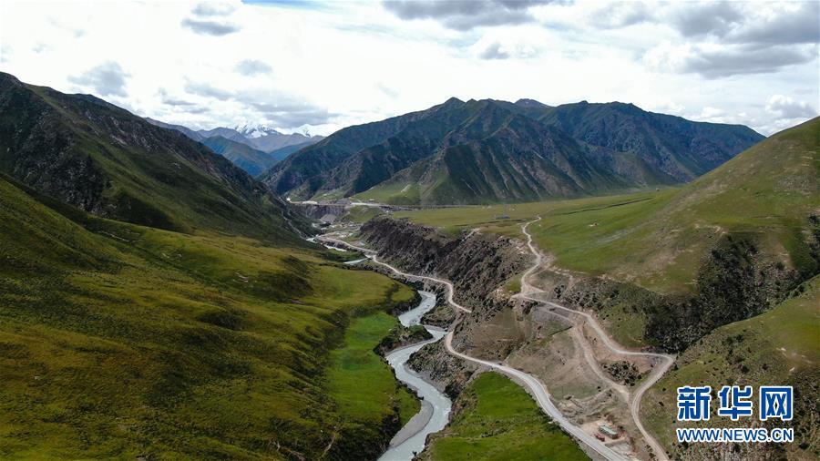 (新華全媒頭條·走向我們的小康生活·圖文互動)(1)綠色繪就三江源——來自青海脫貧奔小康一線的蹲點報告