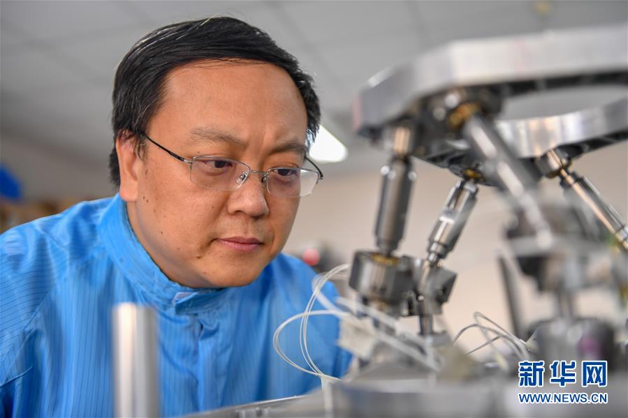 (在習(xí)近平新時代中國特色社會主義思想指引下——新時代新作為新篇章·習(xí)近平總書記關(guān)切事·圖文互動)(1)“從0到1”的堅守與突破:攀登科學(xué)高峰的那些“一生一事”