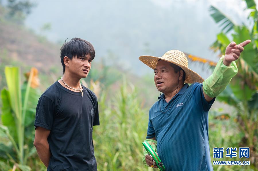 (新華全媒頭條·決戰(zhàn)決勝脫貧攻堅·督戰(zhàn)未摘帽貧困縣·圖文互動)(15)脫貧的歌聲——云南直過民族和人口較少民族共入新時代