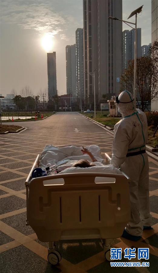 （新華全媒頭條&middot;圖文互動）（3）奮斗結碩果，再寫新篇章&mdash;&mdash;寫在共和國71周年華誕之際