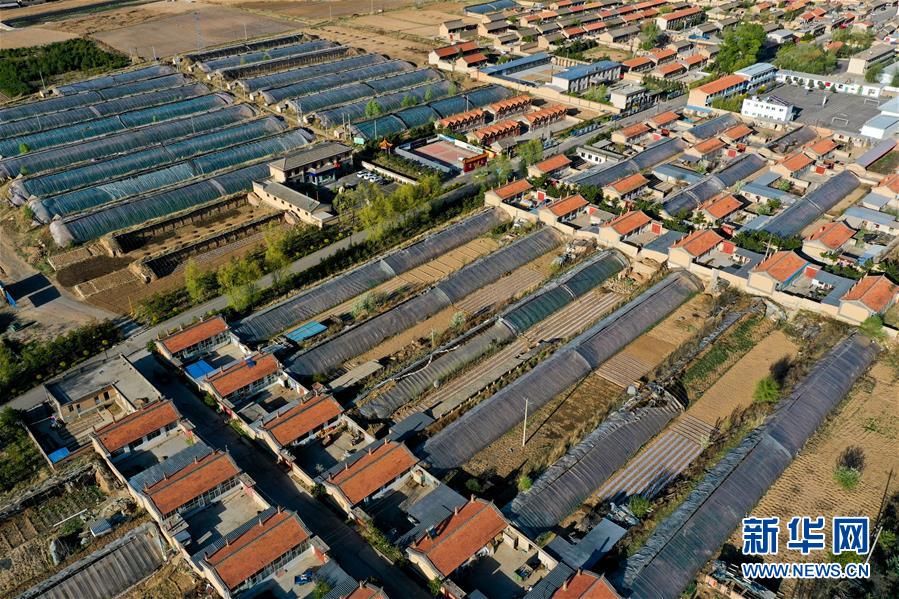 （集中連片特困地區(qū)貧困村調研行&middot;圖文互動）（4）芝麻開花節(jié)節(jié)高&mdash;&mdash;山西岢嵐縣宋家溝村脫貧調查