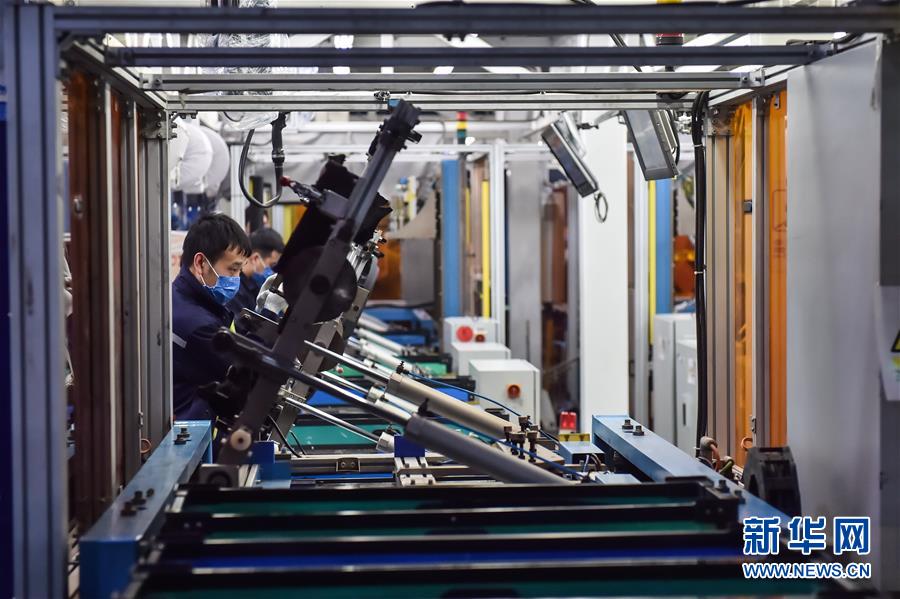 (新華全媒頭條·圖文互動)(8)北京“六穩(wěn)”“六保”工作一線實錄