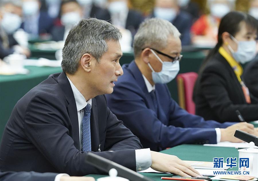 （習近平的小康故事&middot;新華網&middot;圖文互動）（8）&ldquo;真正解決好基層群眾看病難、看病貴問題&rdquo;&mdash;&mdash;習近平和群眾健康的故事