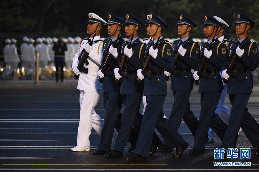 （國(guó)慶70周年）國(guó)慶一日