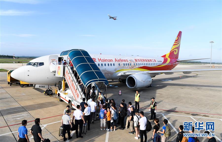 （在習(xí)近平新時(shí)代中國特色社會(huì)主義思想指引下&mdash;&mdash;新時(shí)代新作為新篇章&middot;總書記關(guān)切開放事&middot;圖文互動(dòng)）（1）開放的故事講不完&mdash;&mdash;海南開放再&ldquo;提速&rdquo;