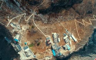 大渡河峽谷絕壁上的&ldquo;天邊&rdquo;村寨