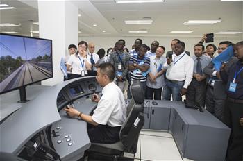 13國&ldquo;老外&rdquo;進&ldquo;高鐵駕校&rdquo;