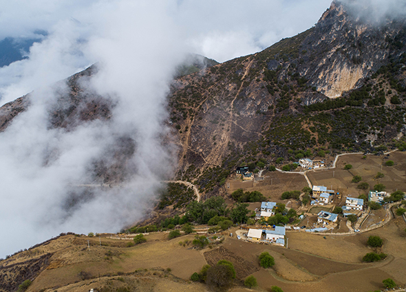 拓展新天地&mdash;&mdash;云南迪慶藏區(qū)&ldquo;新產業(yè)&rdquo;掠影