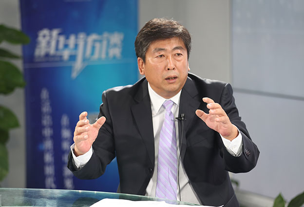 最根本的就是錢從哪里來、人往哪里去。