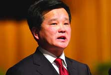 鄭榮勝：培育工匠精神的重大意義及現實路徑