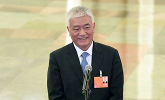 科學技術部部長王志剛在&ldquo;部長通道&rdquo;接受采訪