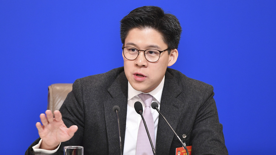 全國政協(xié)委員、中國香港體育協(xié)會暨奧林匹克委員會副會長、霍英東集團副總裁 霍啟剛