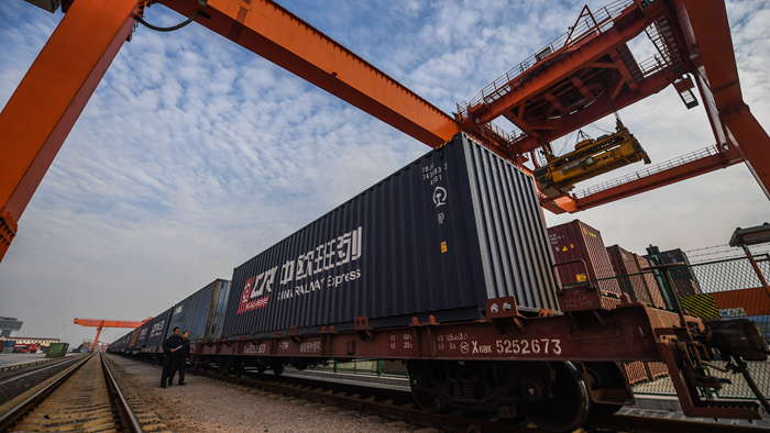 新華微評(píng)&middot;學(xué)習(xí)筆談：這個(gè)&ldquo;世界市場&rdquo;，潛力硬核！