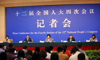 &ldquo;實(shí)施全面兩孩政策&rdquo;發(fā)布會現(xiàn)場