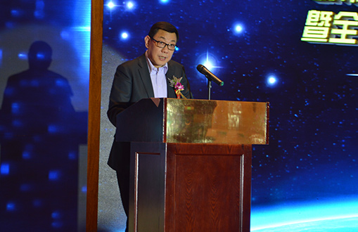 新華網副總裁汪金福致辭