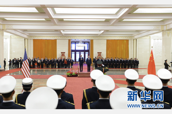 11月12日，國家主席習近平在北京人民大會堂舉行歡迎儀式，歡迎美國總統奧巴馬對中國進行國事訪問。 新華社記者 馬占成 攝