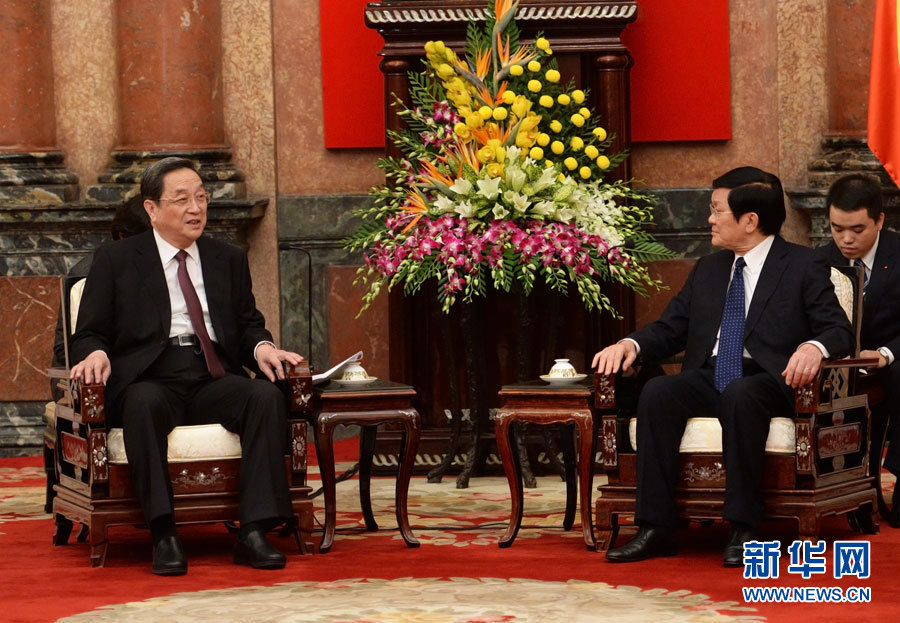 12月25日至27日，中共中央政治局常委、全國政協主席俞正聲對越南進行正式訪問。這是12月26日，俞正聲在河內會見越南國家主席張晉創(chuàng)。 新華社記者劉建生攝