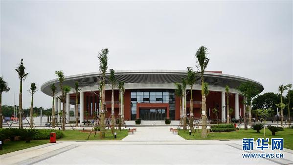 （國際&middot;圖文互動）（2）&ldquo;盡心盡力建好中越友誼精品工程！&rdquo;&mdash;&mdash;越中友誼宮落成記