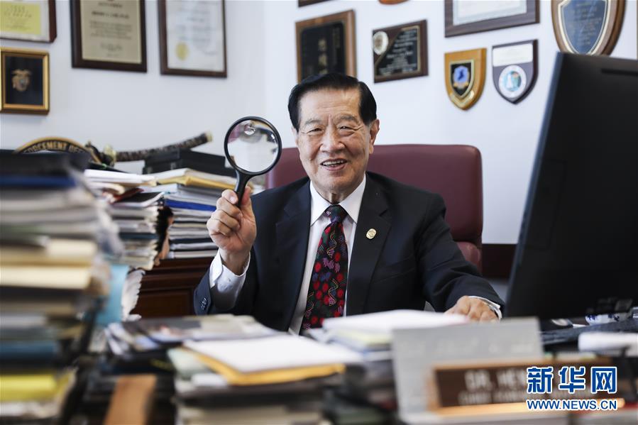 （國際&middot;圖文互動）（1）專訪：&ldquo;中國共產(chǎn)黨做對了！&rdquo;&mdash;&mdash;訪美籍華裔刑事鑒識專家李昌鈺