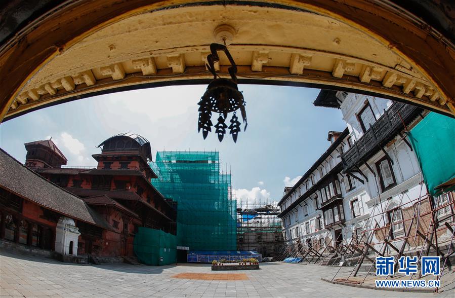 （習近平出訪配合稿&middot;圖文互動）（6）通訊：尼泊爾工藝家和中國文物修復師的歷史之約