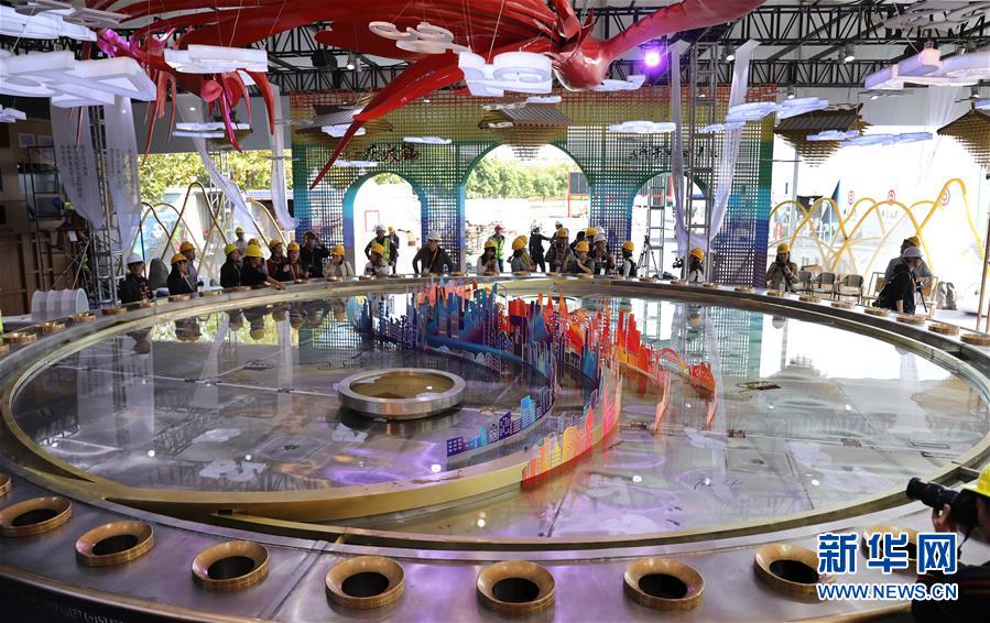 (新華全媒頭條·第二屆進博會·圖文互動)(6)進博之光輝耀世界 ——寫在第二屆中國國際進口博覽會開幕之際