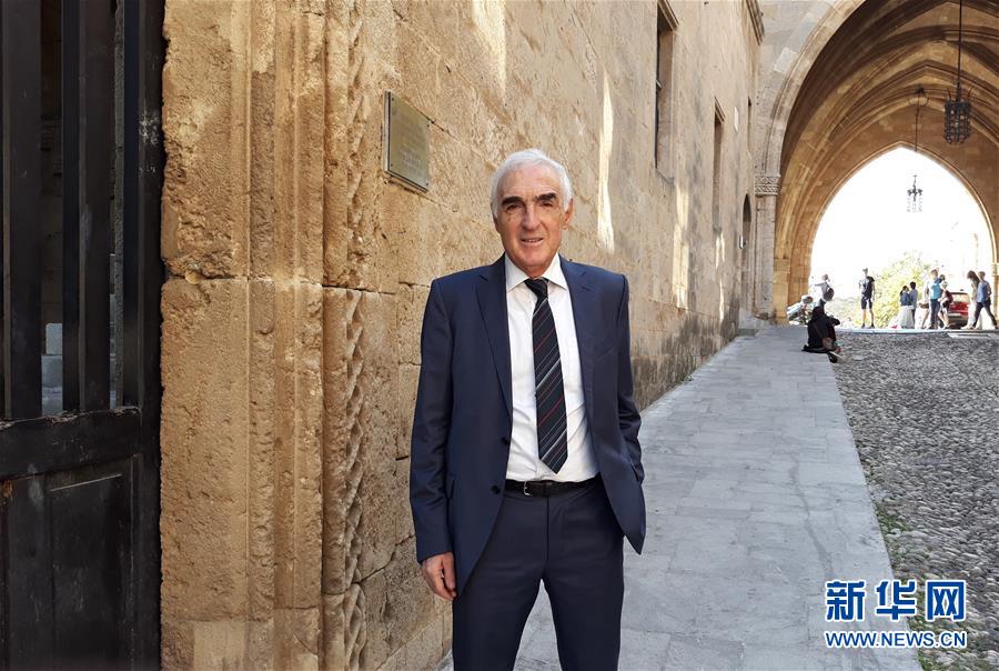 （習(xí)近平出訪配合稿&middot;圖文互動(dòng)）專訪：&ldquo;與習(xí)主席見(jiàn)面是我人生的獨(dú)特經(jīng)歷&rdquo;&mdash;&mdash;訪希臘羅德島愛(ài)琴海學(xué)院負(fù)責(zé)人斯庫(kù)爾托斯